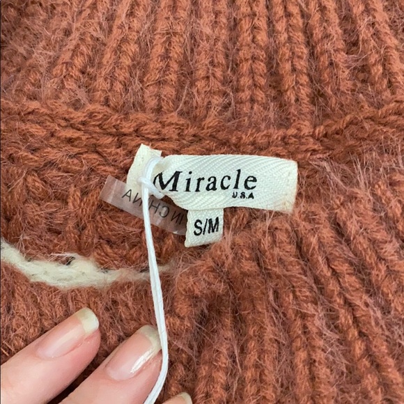 Sweater - Picture 3 of 6